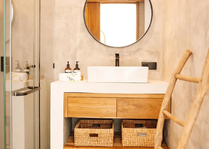 Loket Lofts Villa