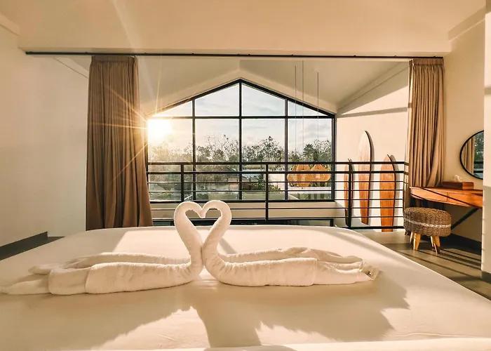 Loket Lofts Villa *