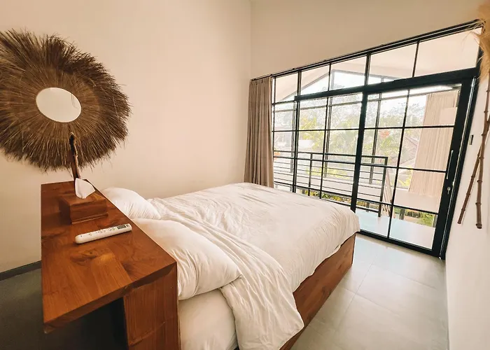 Loket Lofts *